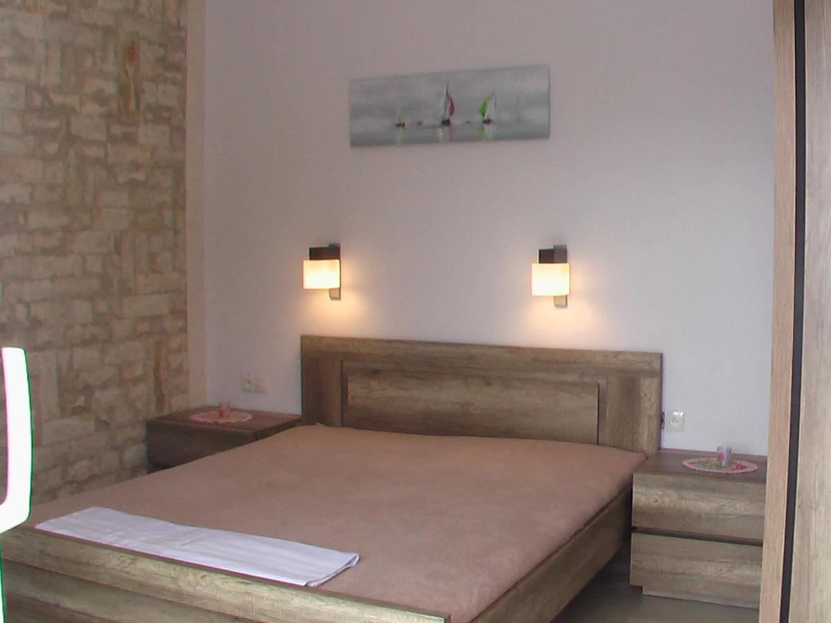 Jamnik Apartamento Ražanj Exterior foto